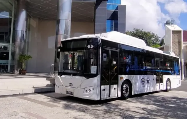 Bus Listrik Zero Emissions