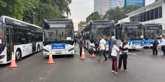 Sopir Angkot Medan Mengeluh