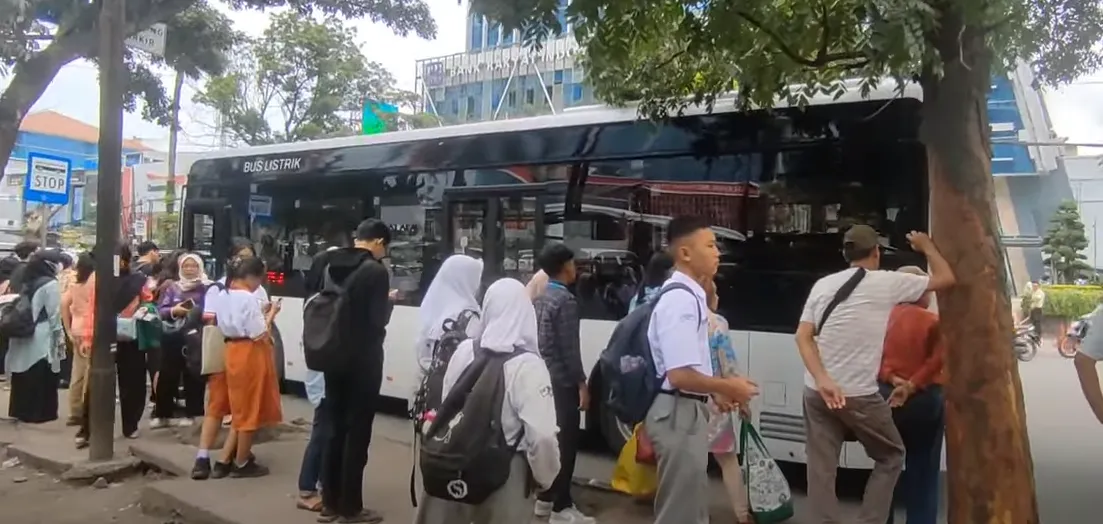 Kapasitas Penumpang Bus Listrik Medan