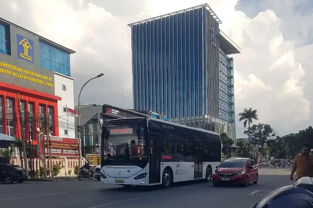 Bus Listrik Medan 2025